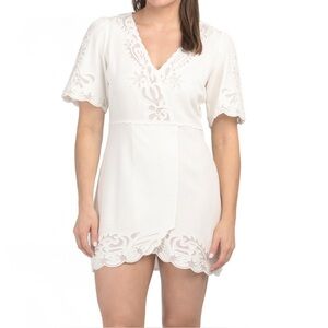 Secret Mission  Linen Blend Lavinia Embroidered Scallop Hem Mini Dress Large